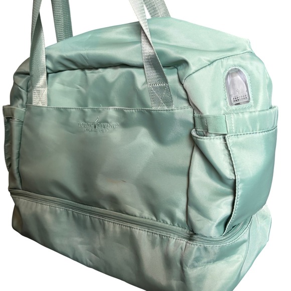 Young Living Handbags - Young Living Essential Oils Green‎ Duffle Bag Travel Gym USB Port